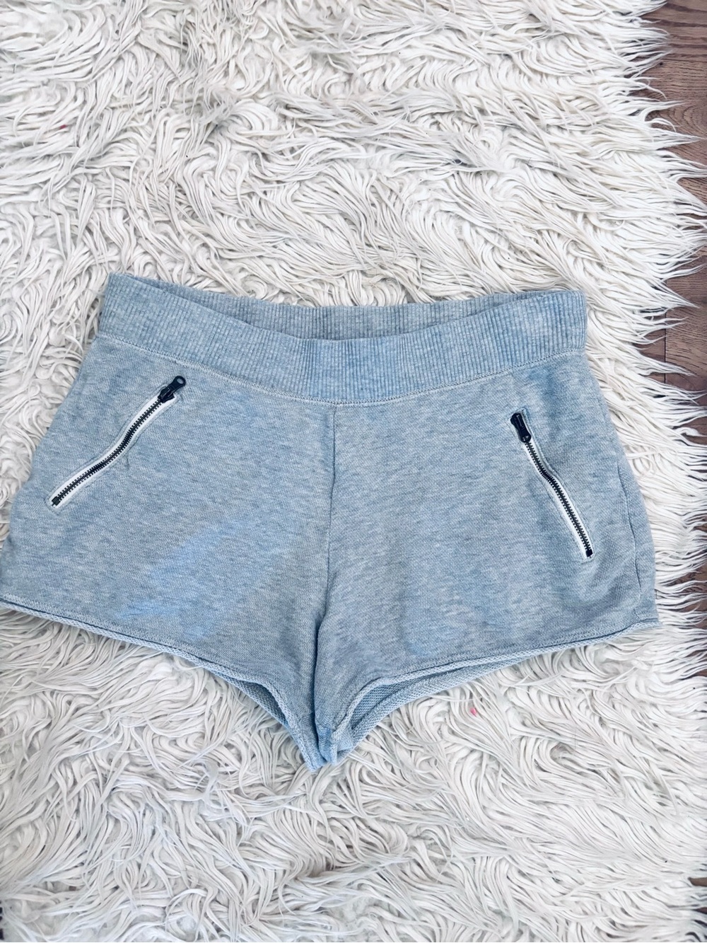❗️Aerie AEO Women’s Light Gray Knit Lounge Shorts